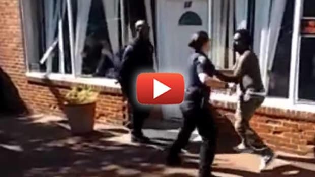 Video-Shows-What-Happens-When-Someone-Resists-their-Police-Harassment