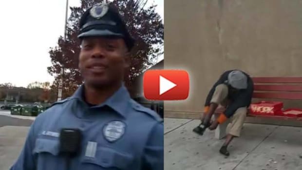 When-this-Cop-Responds-to-a-Complaint-About-a-Homeless-Man,-the-Unexpected-Happens
