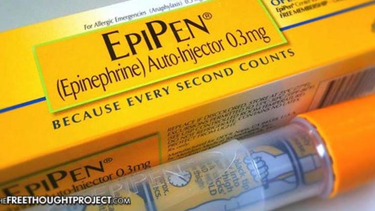 Pharmacist Finds A Way Around Govt-Protected Drug Maker -- Makes EpiPen Alternative For $20