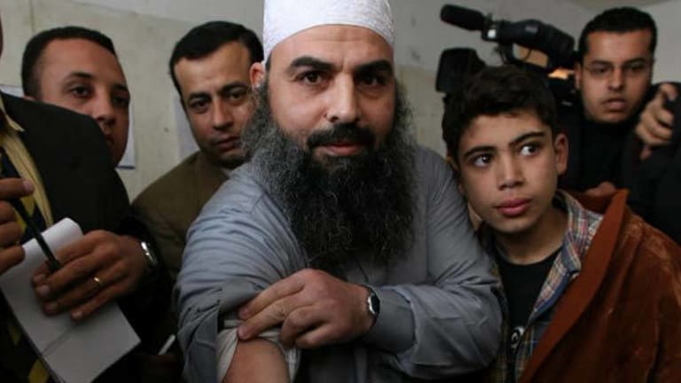 Islamic Cleric Kidnapped by CIA, Defends Convicted Agents -- Calls them 'Scapegoats' for the US Elite
