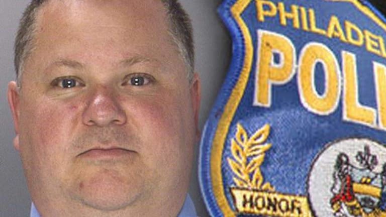 Cop Acquitted for Drug Dealing, Rehired and then Fired Again for Failing Drug Test