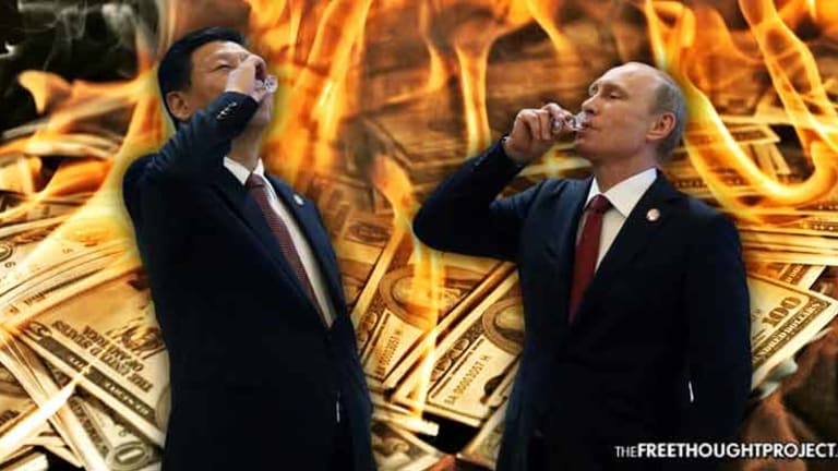 Russia & China Declare All Out War on US Petrodollar -- Prepare for Exclusive Trade in Gold