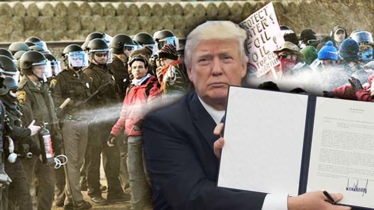 BREAKING: Trump Signs Executive Order Forcing Continuation of DAPL & Keystone XL