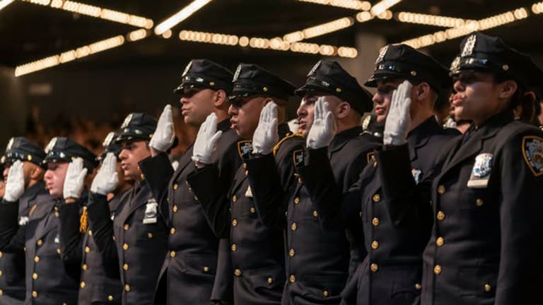5 Reasons Police Officers Should Have a College Degree