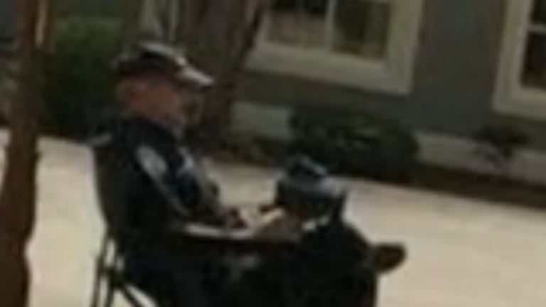 New Technology Lets This Cop Issue a Ticket Every 1.2 Minutes from a Lawn Chair