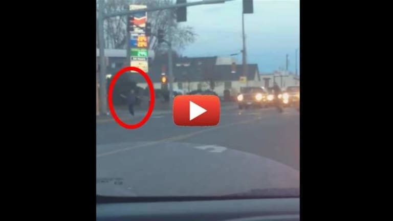 BREAKING: Video Surfaces Showing Cops Publicly Executing Man as He Ran Away with his Hands Up