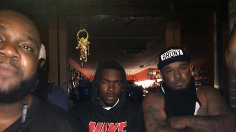 United: Black Gun Owners Protect White Owned Business During Ferguson Riots