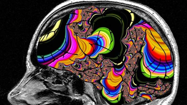 Study Reveals Why LSD Trips are So Long and How it Can Treat Depression & Schizophrenia