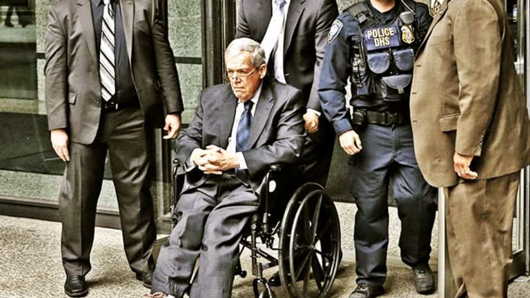 BREAKING: Fmr Speaker of the House Let Out of Prison Early After Raping Children