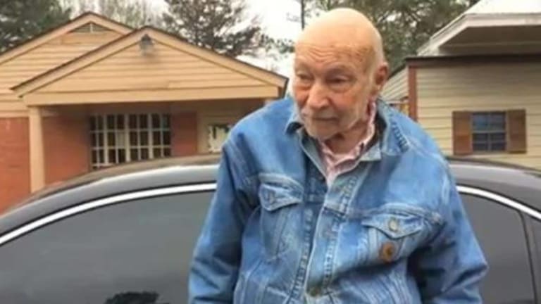 The State of Mississippi Wants to Punish this 88-yo Doctor for Treating the Poor out of his Car