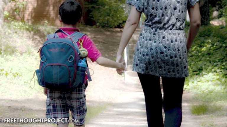 Texas Parents Told They Will Be Charged & Arrested if They Walk Their Children to School