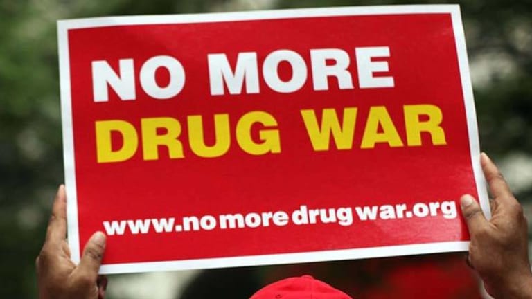 Revolutionary: Hawaii Considers Becoming the First State to Decriminalize ALL Drugs