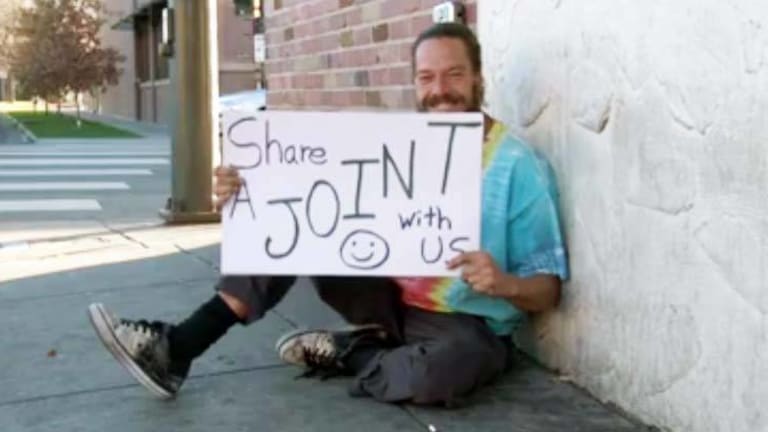 Dreaming of a GREEN Christmas -- Charity Hands Out Hundreds of Joints to Denver Homeless