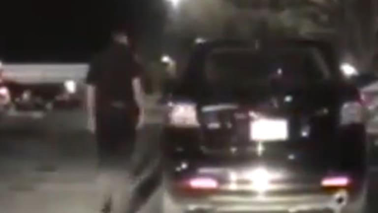 Scumbag Cop Uses Badge to Solicit Phone Numbers and Private Info From Unsuspecting Women