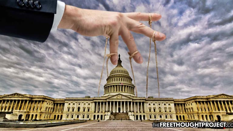 Former Top Level Facebook Executive Claims "150 Men Rule The World" & Everyone Else is a 'Puppet'