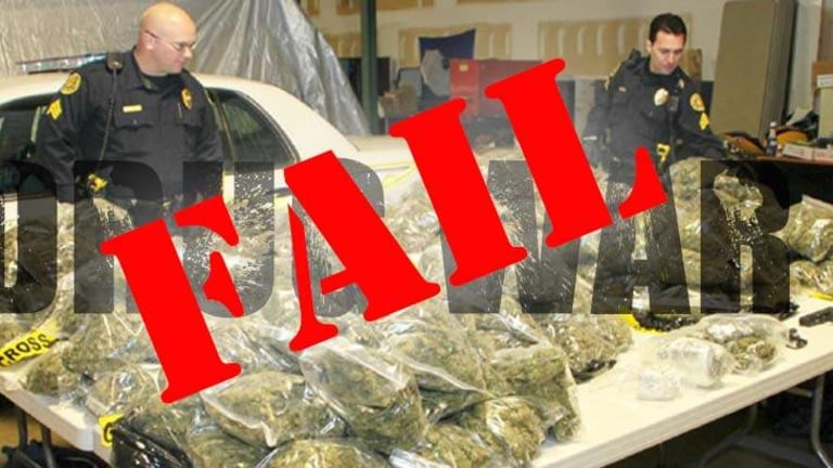 "We've been a Dismal Failure," Cops Say Its Time To End The Drug War And Admit They Lost