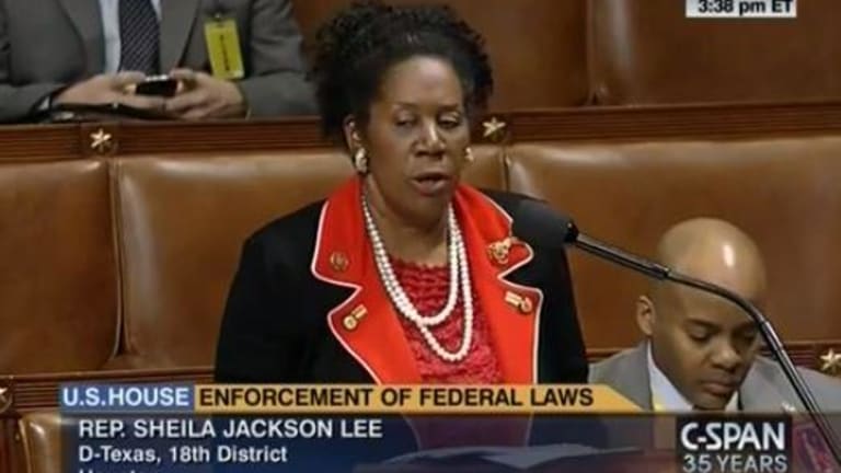 Congresswoman claims Constitution is 400 years old on House floor