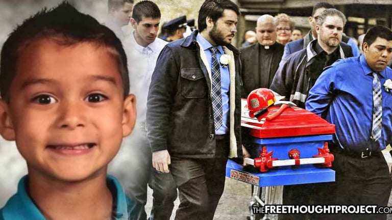 Mom Horrified After Finding Out on TV Cops Who Killed Her 6yo Boy All Back on Job