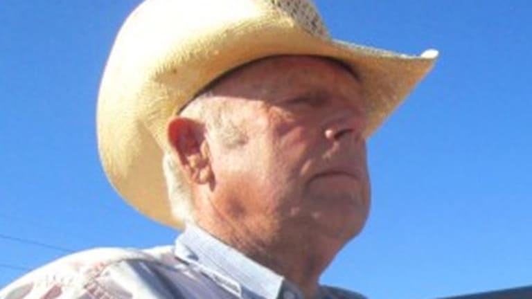 Armed Feds Prepare For Showdown With Nevada Cattle Rancher