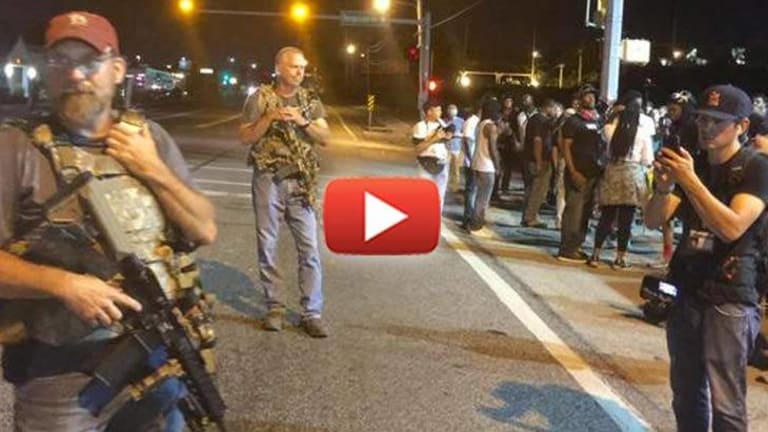 Heavily-Armed White Men Patrol Ferguson, ‘ready to confront authorities to defend US Constitution’