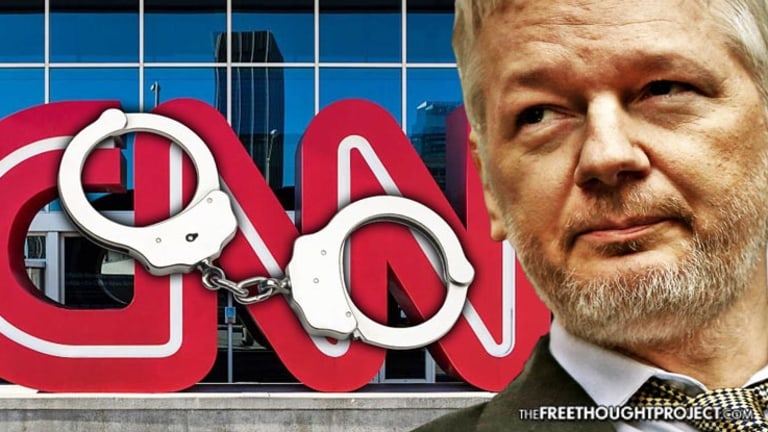 Assange Just Exposed CNN Breaking the Law by Threatening Redditor Who Made Fun of Them