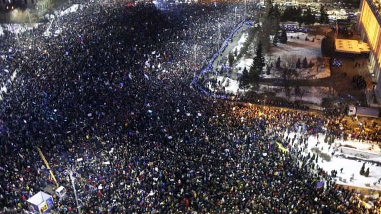 Media Silent as a Record 250,000 Romanians March to End Govt Corruption