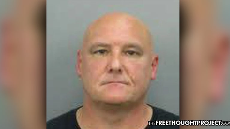 Officer Arrested for Pulling Out his Penis at a Gas Station, Showing it to a Family