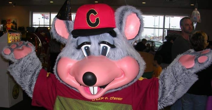 Chuck E. Cheese Forced to Apologize After Police Officer Denied Entry ...