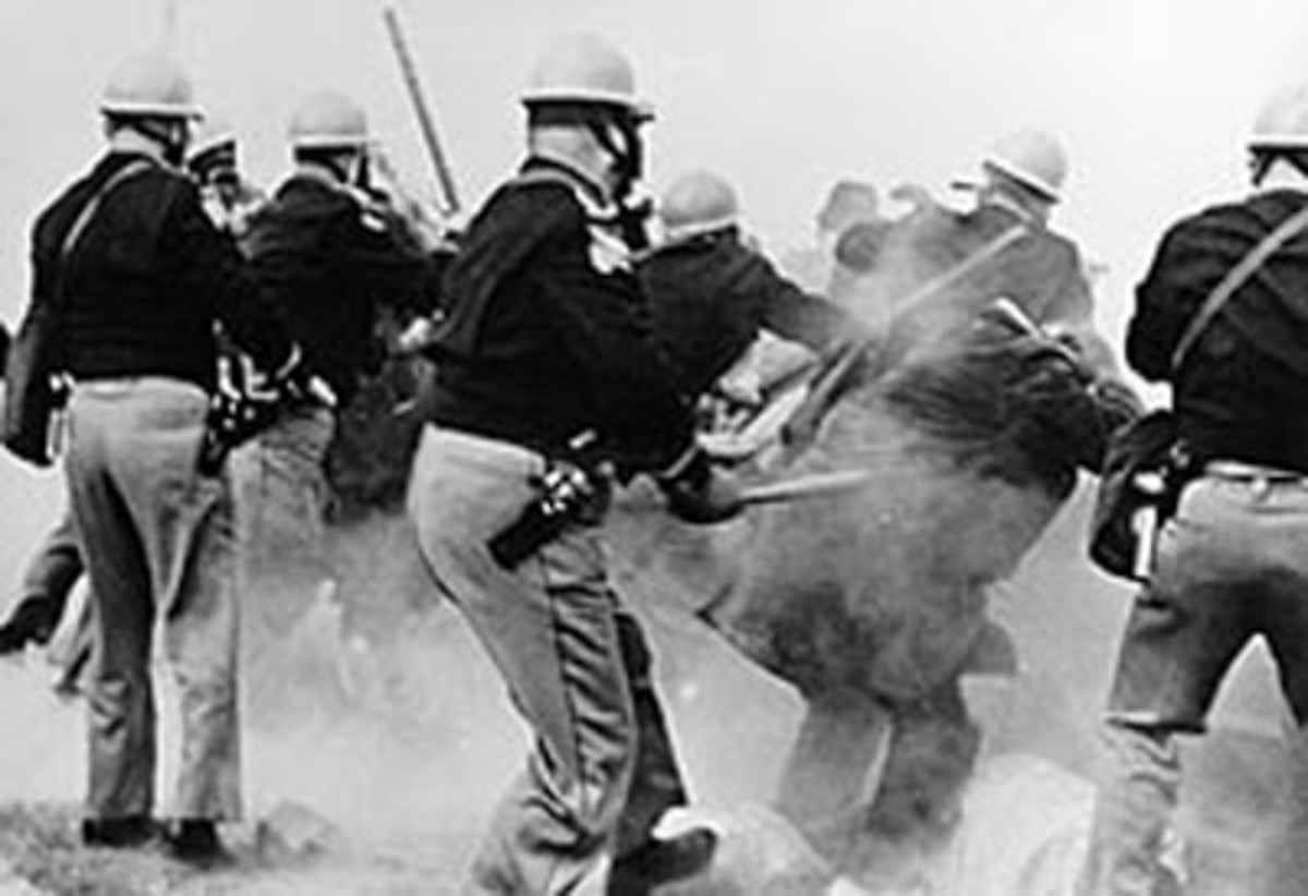 Bloody Sunday-Alabama police attack.jpeg
