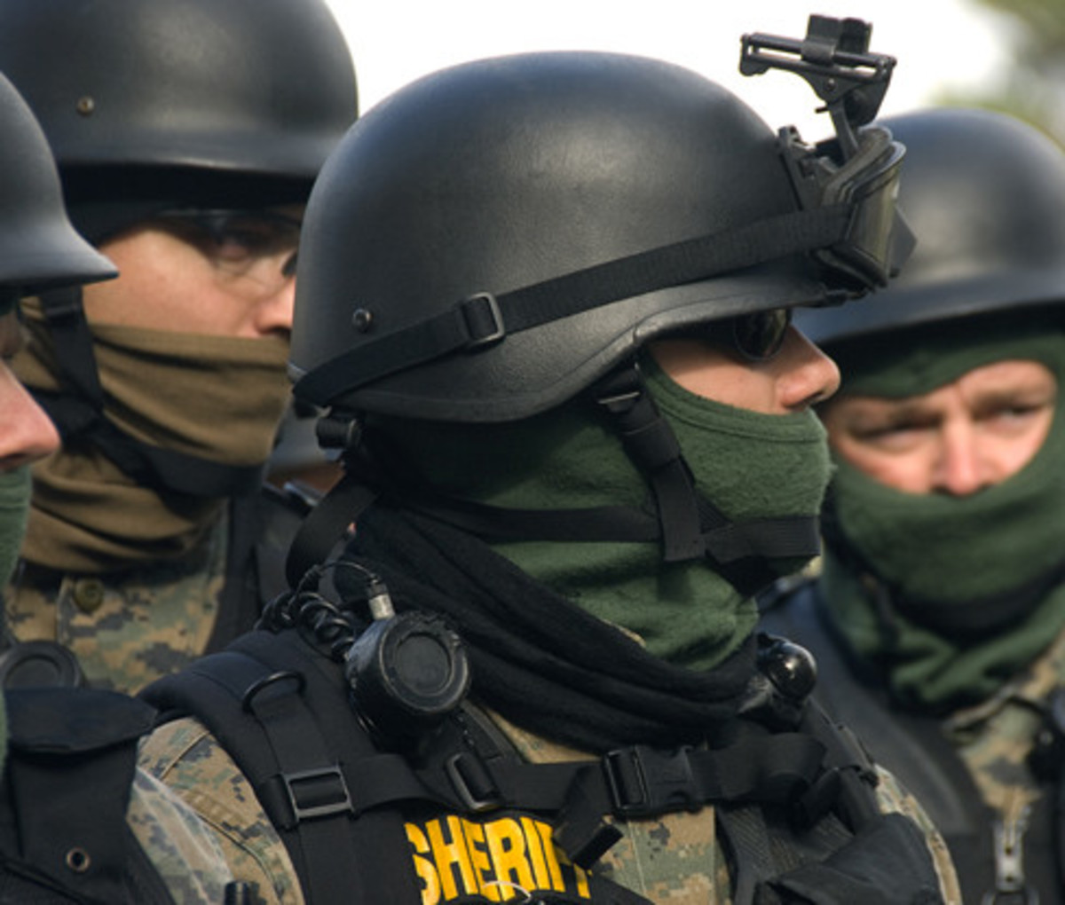 Welcome to 1984: SWAT Team Raids Journalist's House, Confiscate Files ...