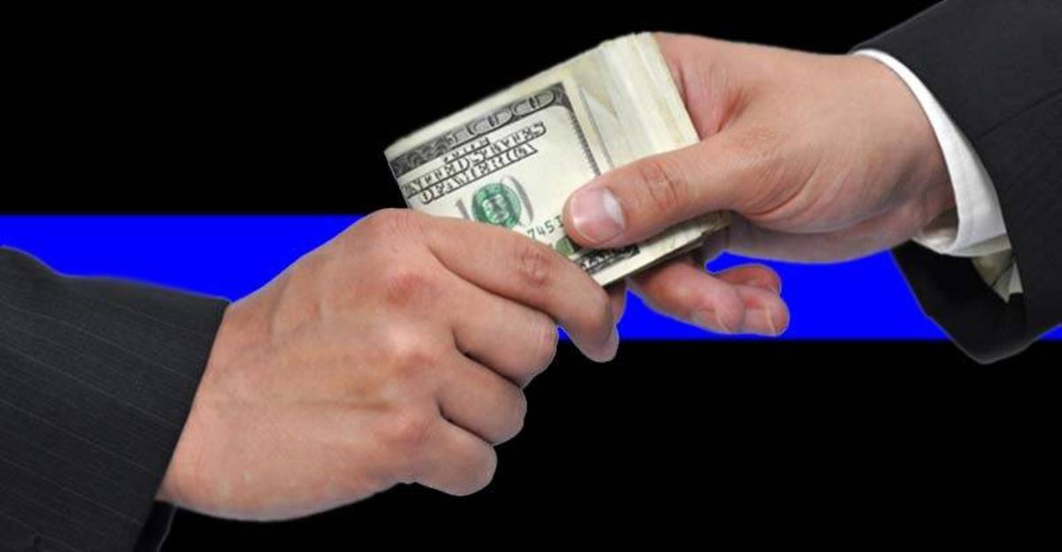 Utah-Cops-Refuse-to-Prosecute-Massive-Crime-Wave,-Because-they-are-Being-Bribed---Publicly