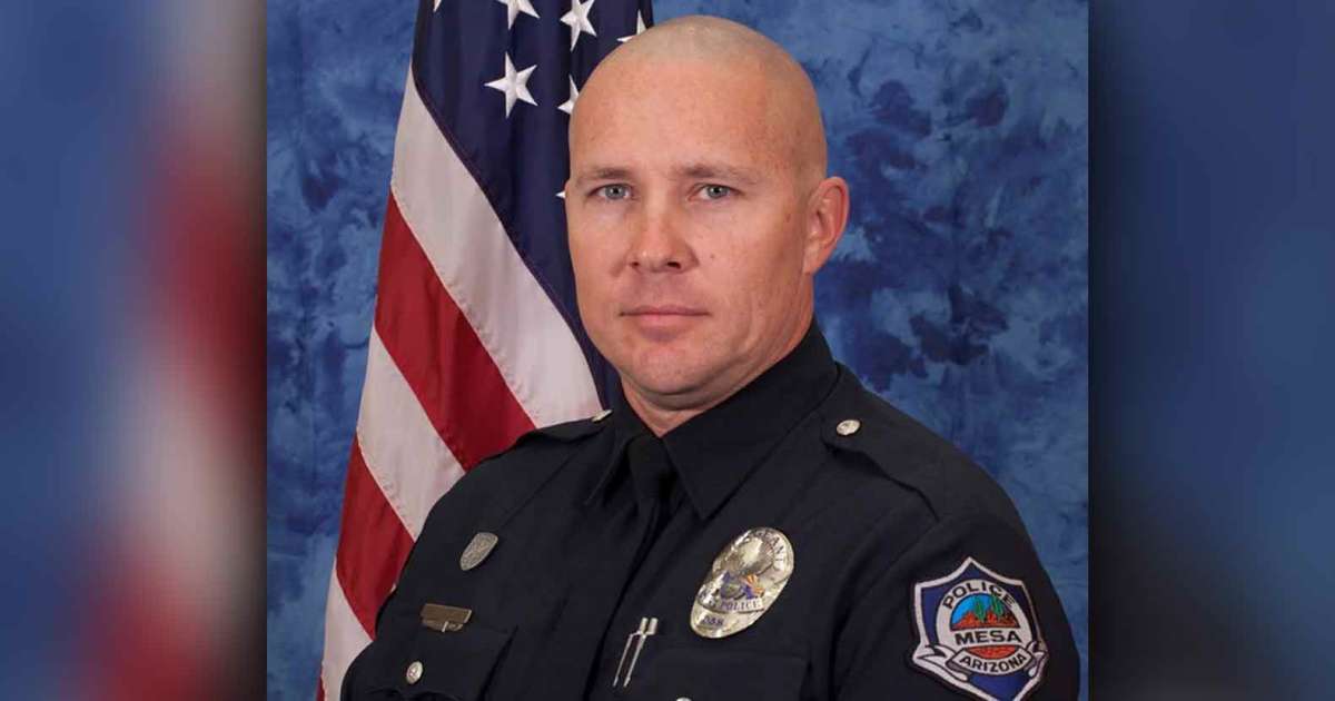 Cop Accused of Sexually Harassing A Dozen Women Gets Full Retirement ...