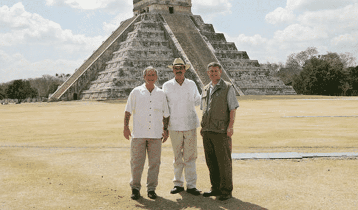 George Bush, Vincente Fox and Stephen Harper (Wikipedia)