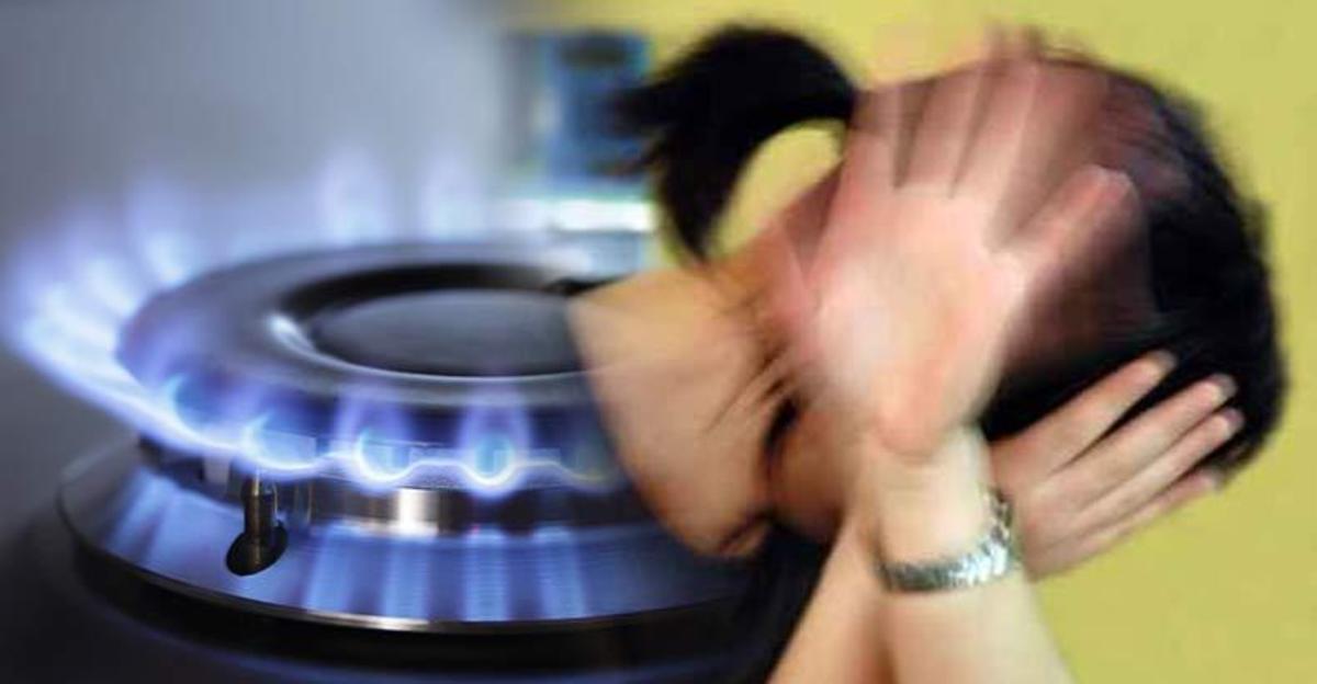 LA-Deputy-Lights-Girlfriend's-Head-on-Fire-While-Beating-Her-Over-the-Stove